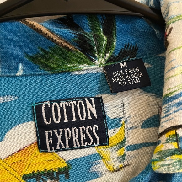 Cotton Express Tropical Tiki Print Button Up Crop Top Size Medium - Picture 2 of 5